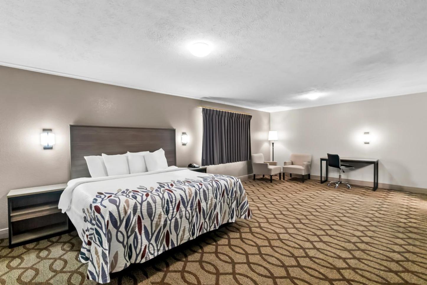 Red Roof Inn & Suites Lexington - Hamburg Bagian luar foto